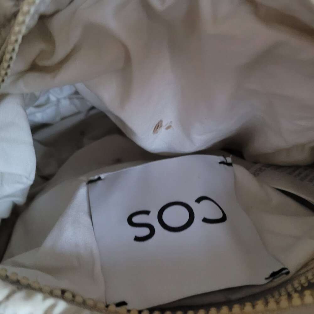 COS white quilted shoulder bag (damaged) - Picture 4 of 7